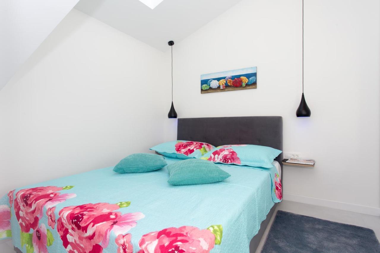 Beach Apartment Renco Sumpetar المظهر الخارجي الصورة