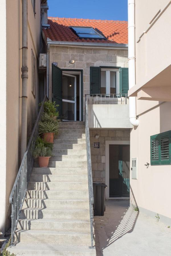 Beach Apartment Renco Sumpetar المظهر الخارجي الصورة